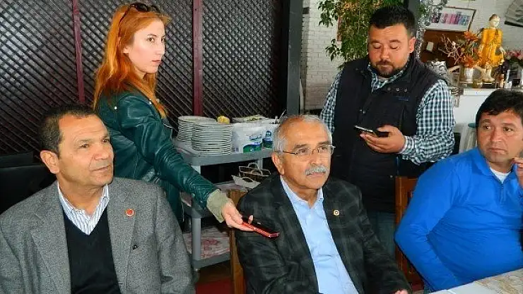 CHP Muhtarlarla Bir Araya Geldi