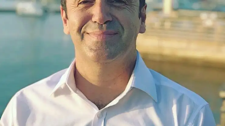 CHP'li Yücel, 'Adaylığım Devam Ediyor'