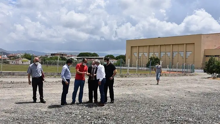 Dalaman'a 4 Adet Tenis Kortu Yapılıyor