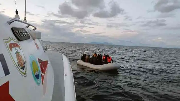 DATÇA'DA 47 DÜZENSİZ GÖÇMEN KURTARILDI