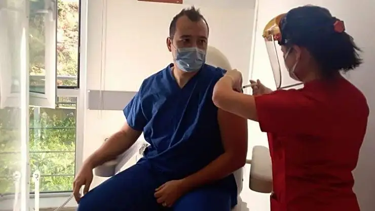 Datça'da Kovid-19 aşılamaları başladı