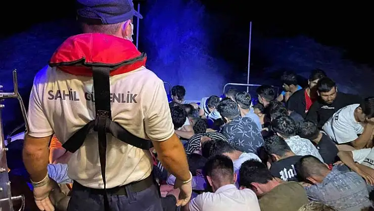 Datça'da ve Bodrum'da 98 göçmen kurtarıldı