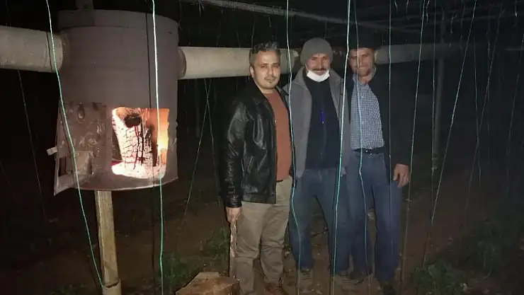 Demirtaş don nöbeti tutan çiftçileri ziyaret etti 