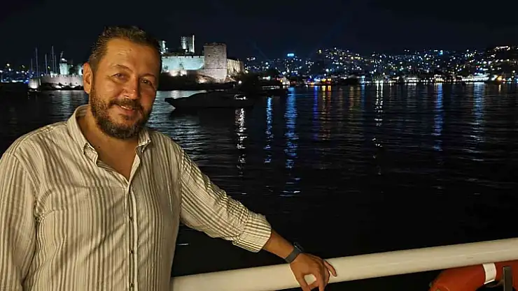 DENİZ ORTASINDA MÜZAYEDE DÜZENLEDİLER