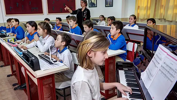 Denizbank ve Özel Ata Okulları işbirliği 