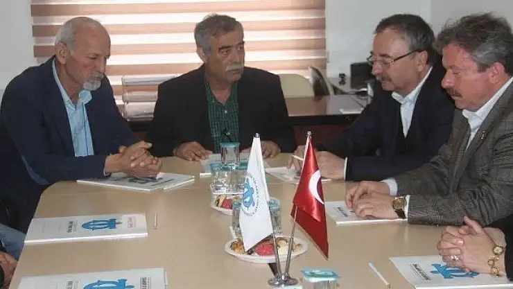 Denizcilerin Sorunlarını Dinledi