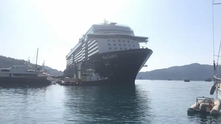 Dev yolcu gemileri rotayı İsrail yerine Türkiye'ye çevirdi