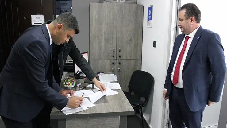 DEVA PARTİSİ'NİN 'ADAY ADAYLARI' BAŞVURUYA BAŞLADI