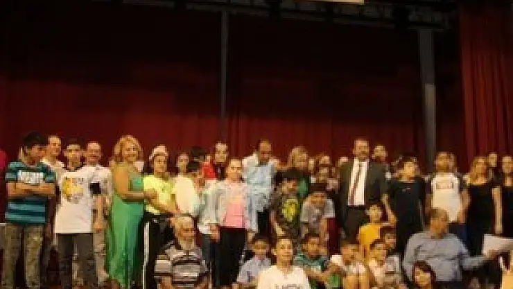 DOĞA SEVGİSİNİ ŞİİRLERLE ANLATTILAR 