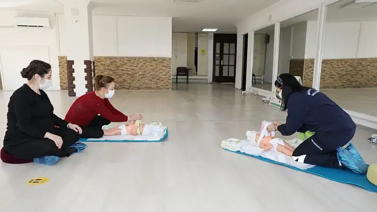Doğuma Hazırlık Kursunda Yüz Yüze Eğitimler Başladı