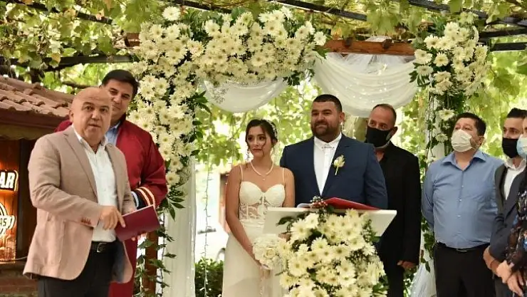 Düğünlere virüs ayarı