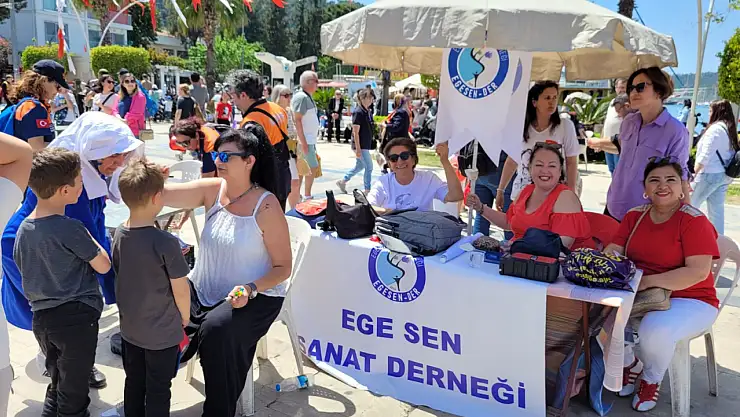 EGE SEN Sanat Derneği, Fethiye Beşkaza Meydanı'ndaki Festivalde Yerini Aldı