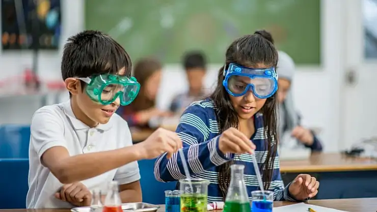 Eğitimde Akıl ve Bilime Çağrı