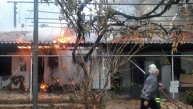 Elektrik Arızası Yangın Çıkardı