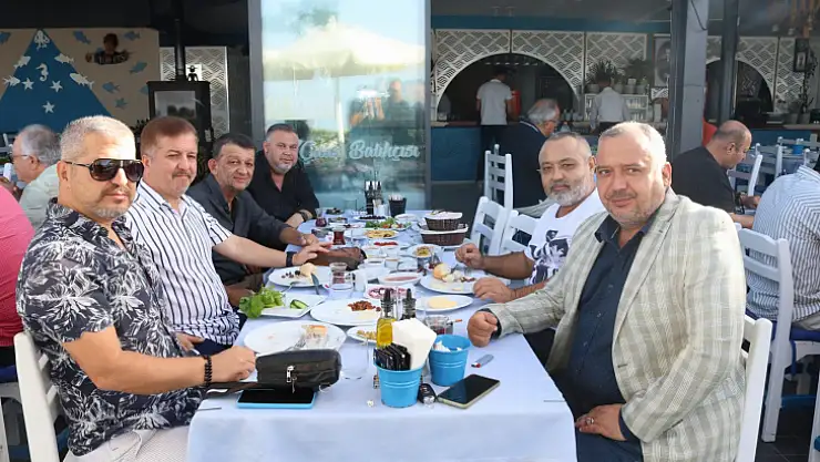 Emlakçılar Derneği'nden Kahvaltı Etkinliği