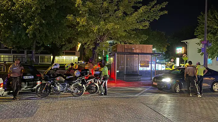 EMNİYETTEN GECE MESAİSİ