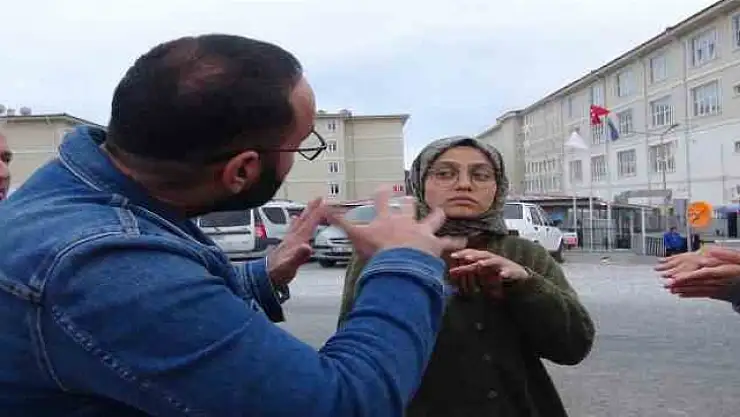 ENGELLİ ÇİFT, NAMAZA KALKINCA DEPREMDEN SAĞ KURTULDU