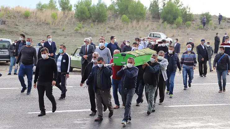 Eski Başkan Yusuf Yiğit son yolcuğuna uğurlandı