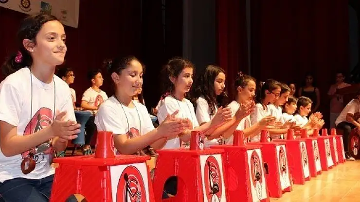 FESTİVALİN  10'CUSU  DÜZENLENİYOR