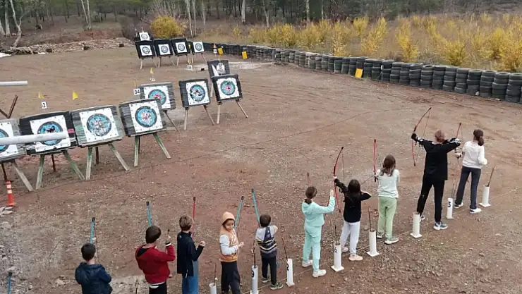 FETHİYE BELEDİYESİ'NİN OKÇULUK KURSLARI SONA ERDİ