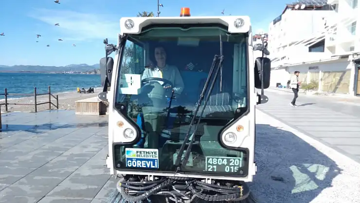 Fethiye Caddeleri Kadın Şoföre Emanet