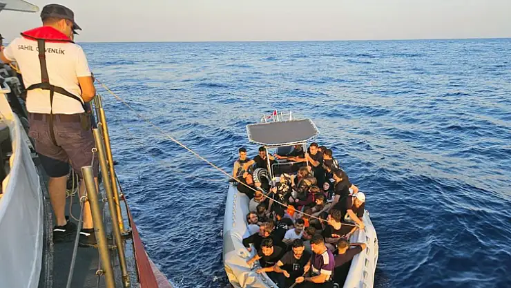 Fethiye'de 31 Düzensiz Göçmen Kurtarıldı, 22 Düzensiz Göçmen Yakalandı