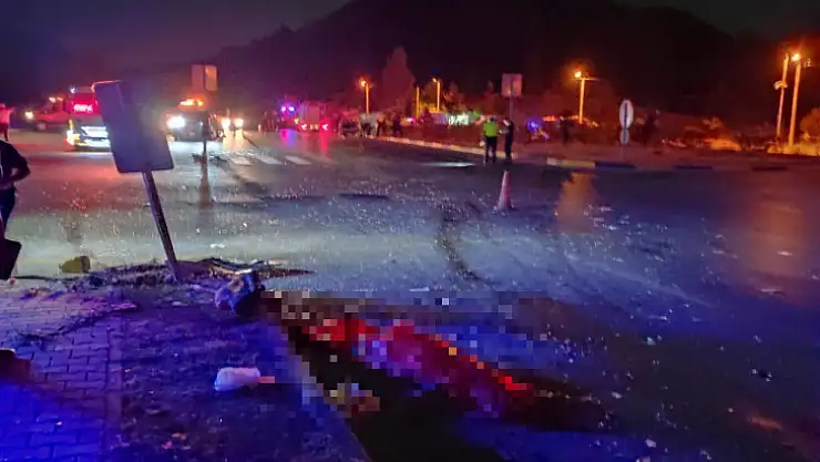 Fethiye'de feci kazada can pazarı 3 ölü, 5 yaralı