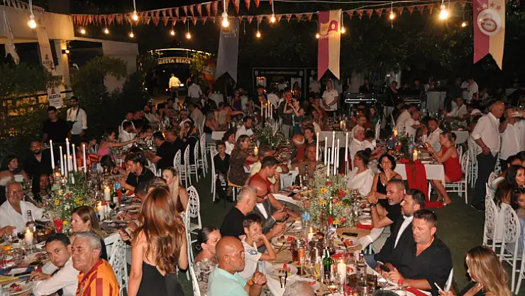 Fethiye'de Galatasaray'ın 24. şampiyonluğu kutlandı