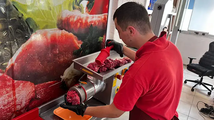 Fethiye'de kasaplarda 'Kurban Bayramı' yoğunluğu