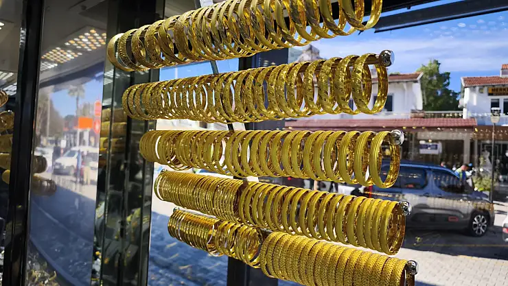Fethiye'de Kuyumculuk Çalışanı Salih Ulutürk'ten Şok Eden Altın Fiyatı Tahmini!