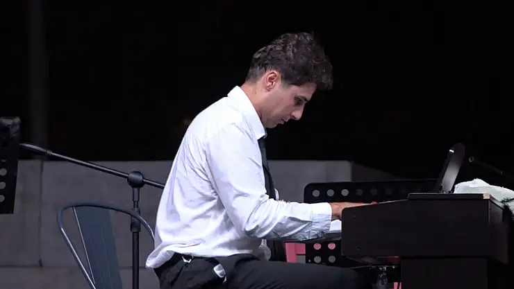 Fethiye'de Piyano Resitali ve Türk Enstrümanları ile Antik Aryalar Gecesi