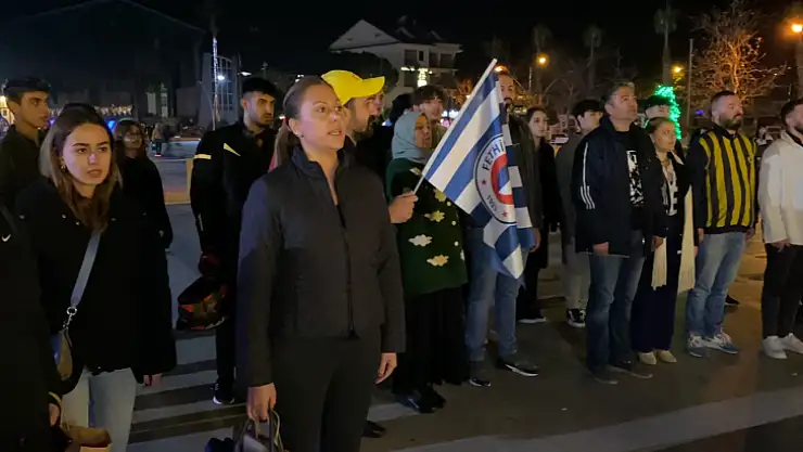 Fethiye'de Taraftarlar Suudi Arabistan'a Karşı Bir Araya Geldi