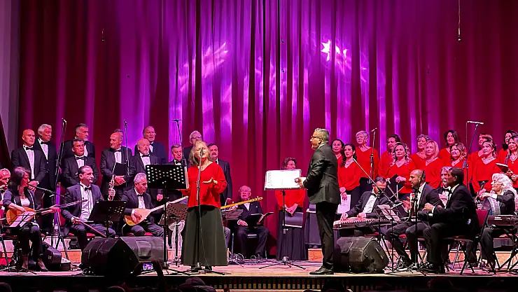 Fethiye'de Türk Halk Müziği rüzgarı esti