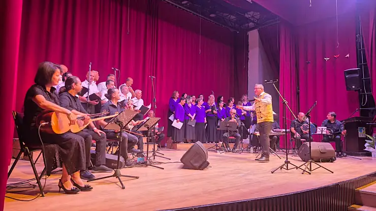 Fethiye'de 'Ustaların Dilinden' Konseri Düzenlendi