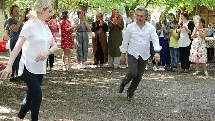 FETHİYE' DE   YAŞAYAN   'ÇERKESLER'   GELENEKLERİNİ   SÜRDÜRÜYOR…