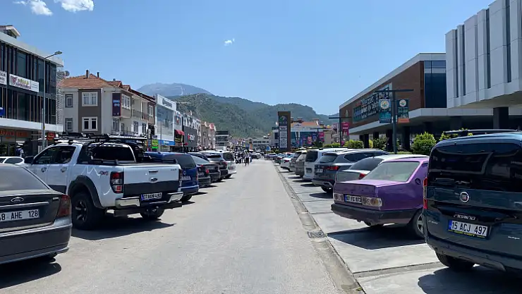 Fethiye'de yol üstü otopark uygulaması kalktı mı? Sentpark dönemi bitti mi? Son durum nedir?