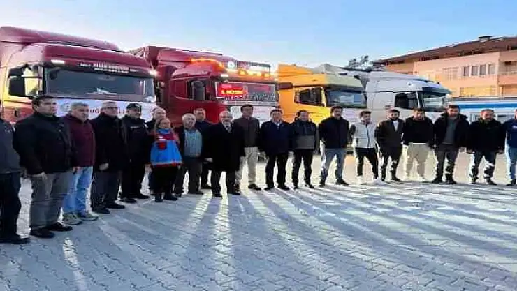 FETHİYE'DEN DEPREM BÖLGESİNE 19 TIR YARDIM GÖNDERİLDİ