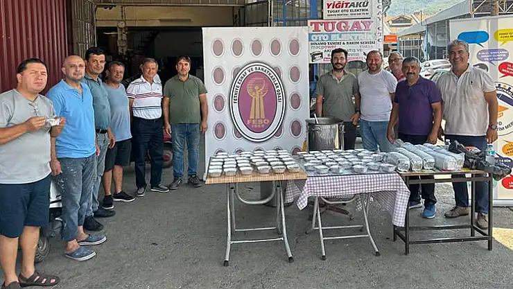 Fethiye Esnaf ve Sanatkârlar Odası'ndan Aşure İkramı