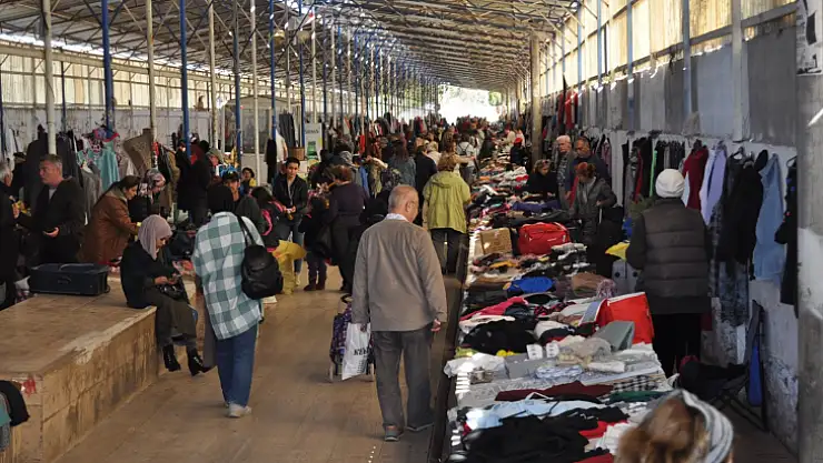 Fethiye Halkı İkinci El Pazarına İlgi Gösteriyor