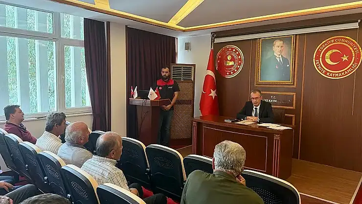 Fethiye Kaymakamı Ertaş, Muhtarlara Yönelik AFAD Eğitimine Katıldı