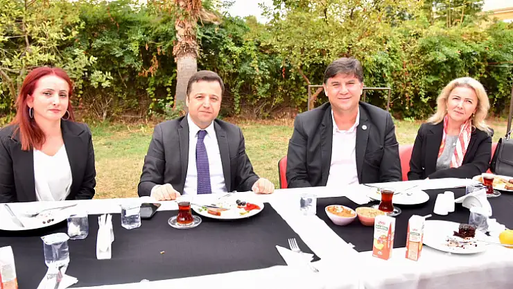 Fethiye Korunmaya Muhtaç Çocuklara Yardım Derneği'nden kahvaltı etkinliği