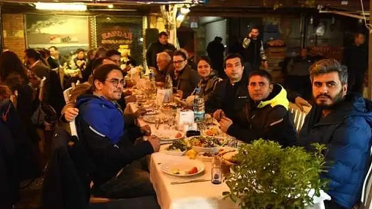 'FETHİYE SOKAKLARINDA NASIL OY İSTEYECEKSİNİZ?'