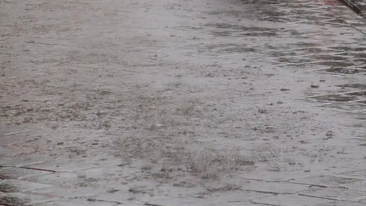 FETHİYE YAĞMURA TESLİM OLDU