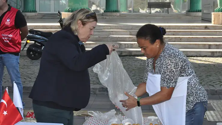 Fethiye Zafer Partisi Atatürk Hayrına Lokma Döktürdü