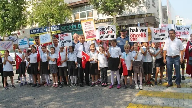 Fethiye'de Yaya Güvenliği Nöbeti 