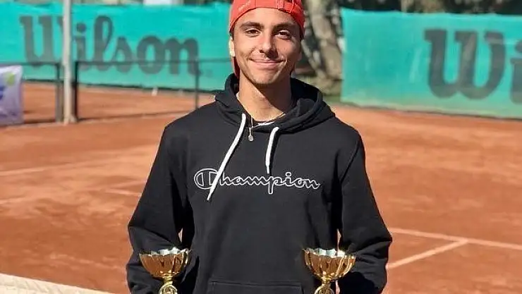 Fethiyeli Tenisçi Şampiyon Oldu 