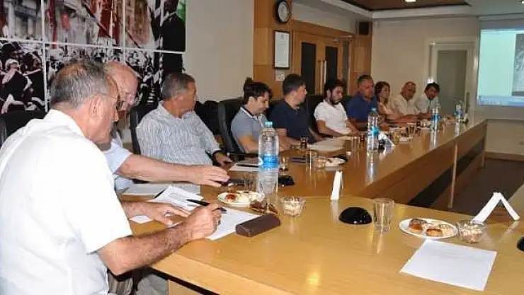 FETHİYE'NİN TURİZM SORUNLARI MASAYA YATIRILDI 