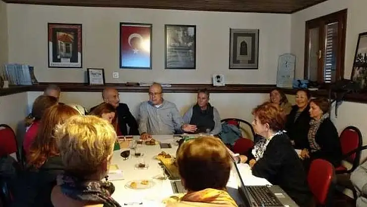 Fethiye'nin, Yaşlı Dostu Gönüllüleri