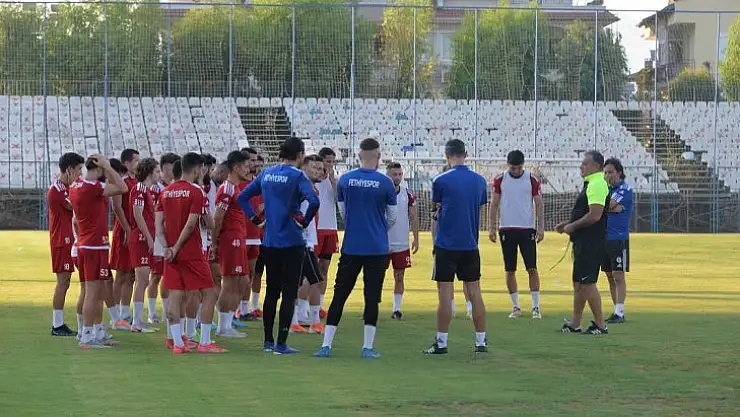 FETHİYESPOR DENİZLİ YOLUNDA