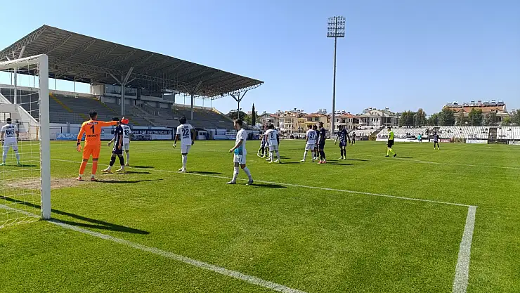 Fethiyespor evinde üç puanı tek golle aldı